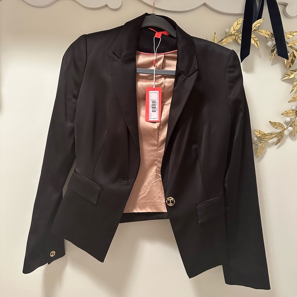 NWT Ivanka Trump Blazer